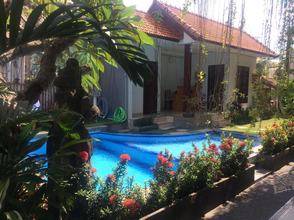 Bali Full Moon Guest House Canggu Buitenkant foto