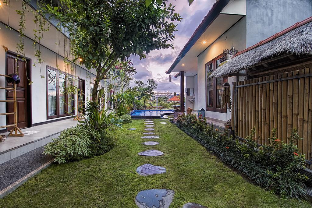 Bali Full Moon Guest House Canggu Buitenkant foto